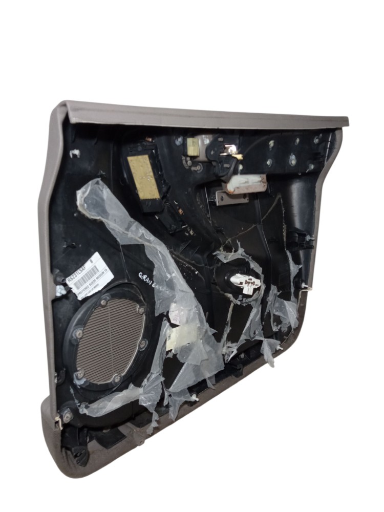 Forro Porta Dianteira Esquerda Chrysler Grand Caravan 2006 Bege 8