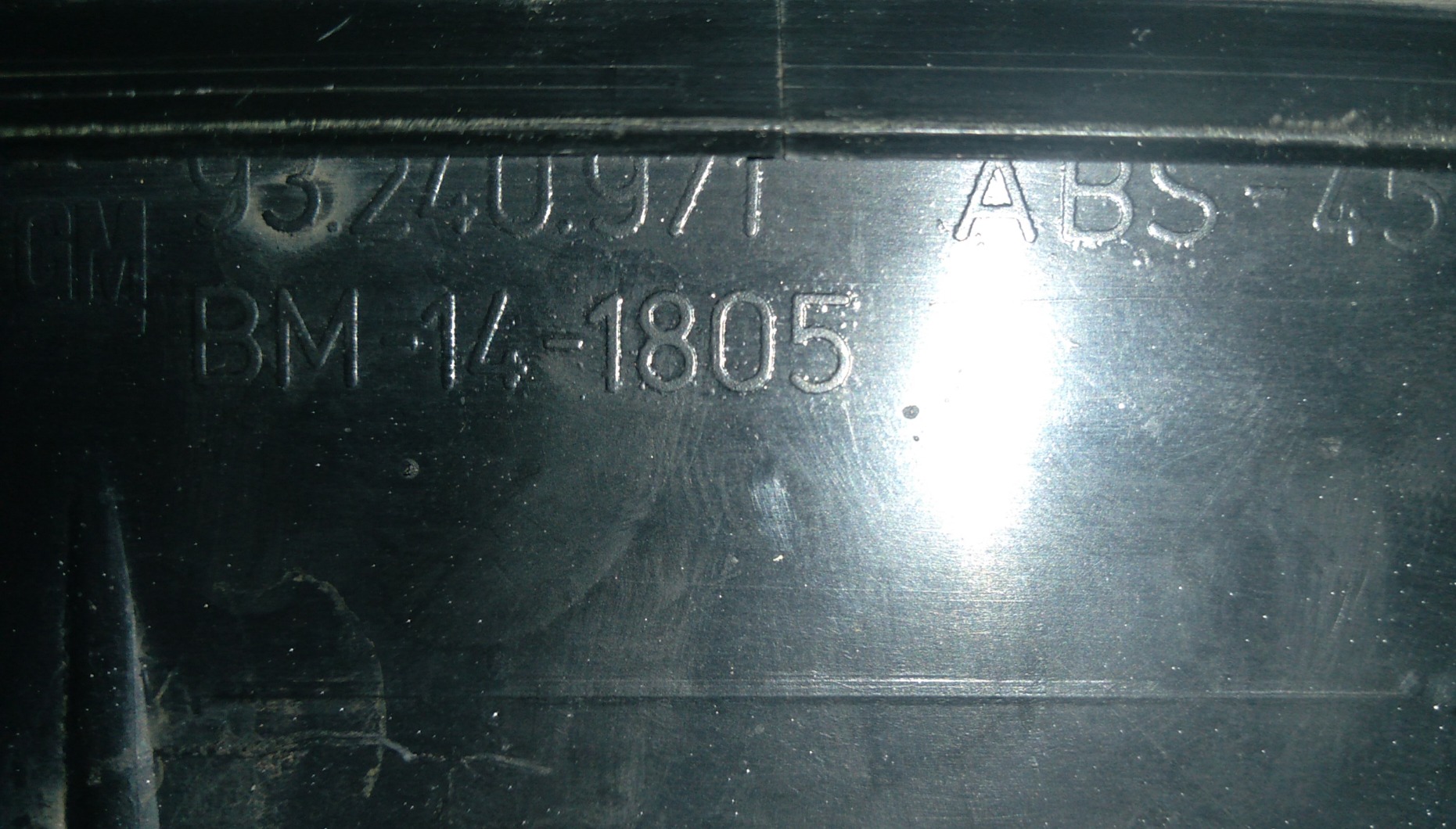 Grade Dianteira Superior Radiador Gm Astra 99 A 2002 Usado  Preto Fosco 4