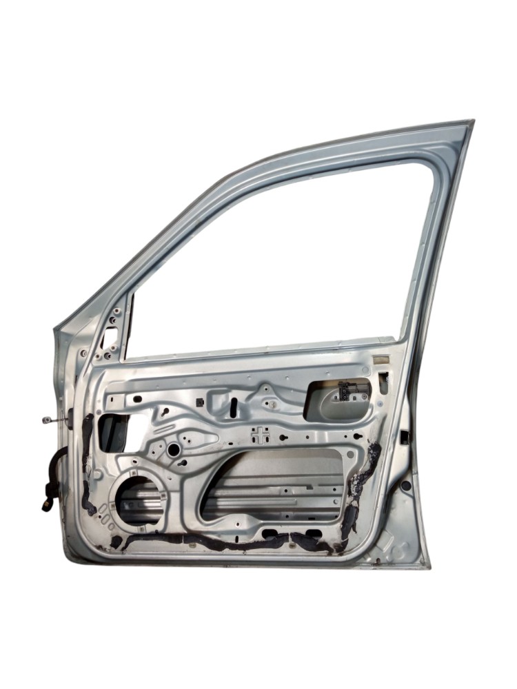 Porta Dianteira Direita Renault Clio 2002 2010 4 Portas  Dianteira Direito Prata 5