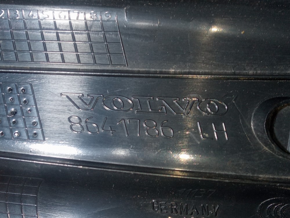 Acabamento Soleira Porta Traseira Esquerda Volvo S40 2007  Preto 7