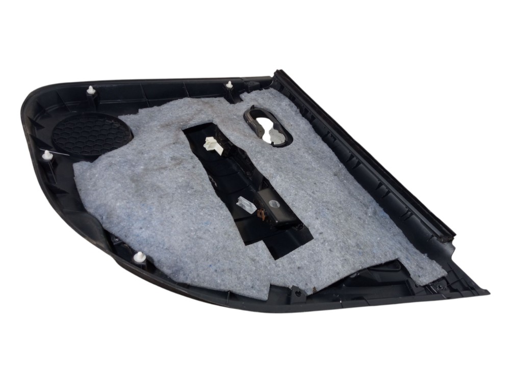 Forro Porta Traseira Esquerda Nissan Livina 2009 2012 7