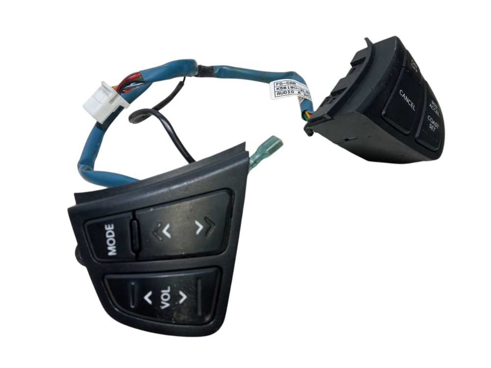 Par Botao Comando Volante Chicote Hyundai I30 2009 2012 3