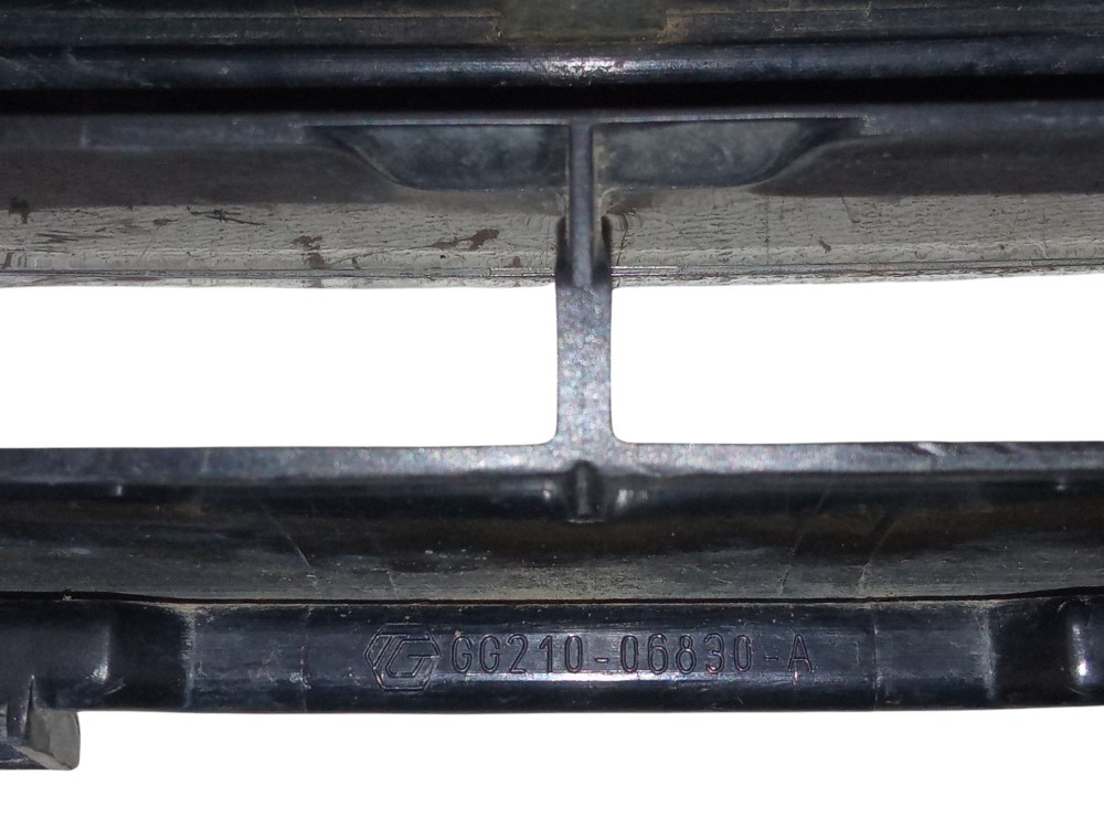 Grade Dianteira Superior Radiador Nissan March 2012 2014  Preto Brilhante 6