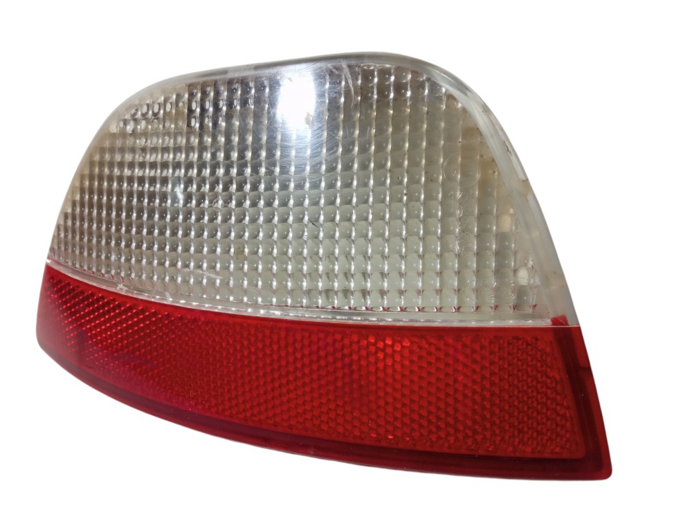 Lanterna Direita Parachoque Traseiro Ford Focus 2000 2008  Direito/passageiro Vermelho 2
