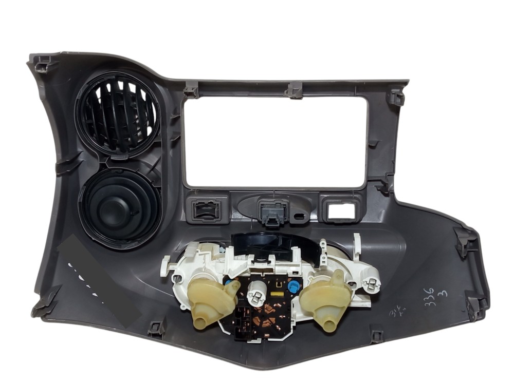 Moldura Painel Central Difusor Comando Ar Etios 2013 2016 5