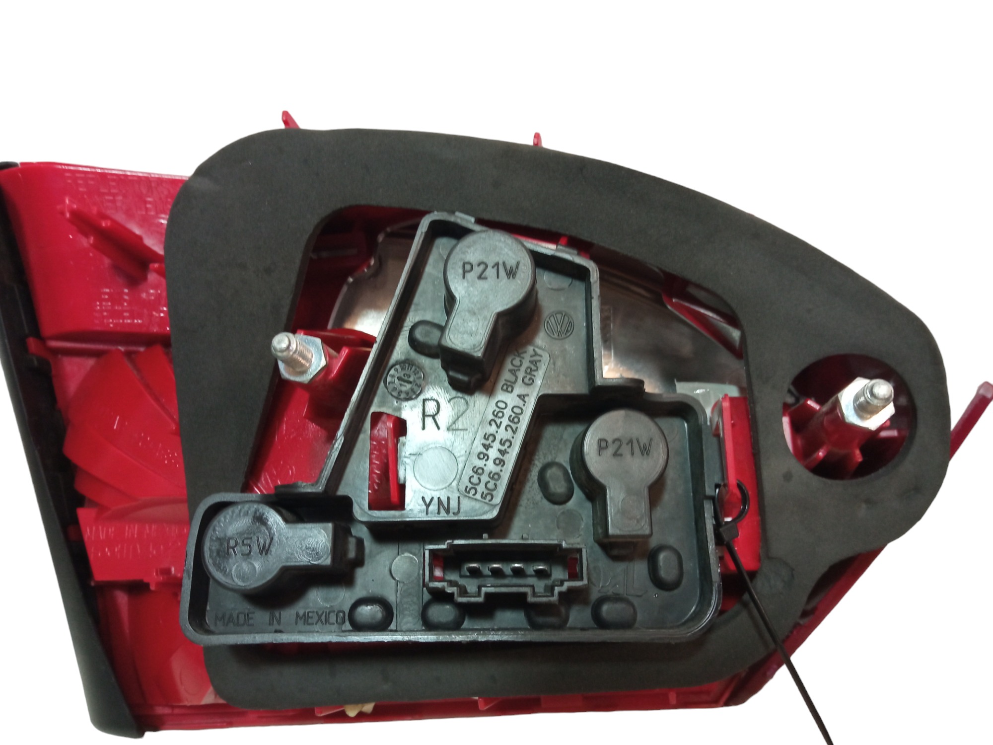 Lanterna Tampa Traseira Volkswagen Jetta 2011 A 2014 Usado Direito 4