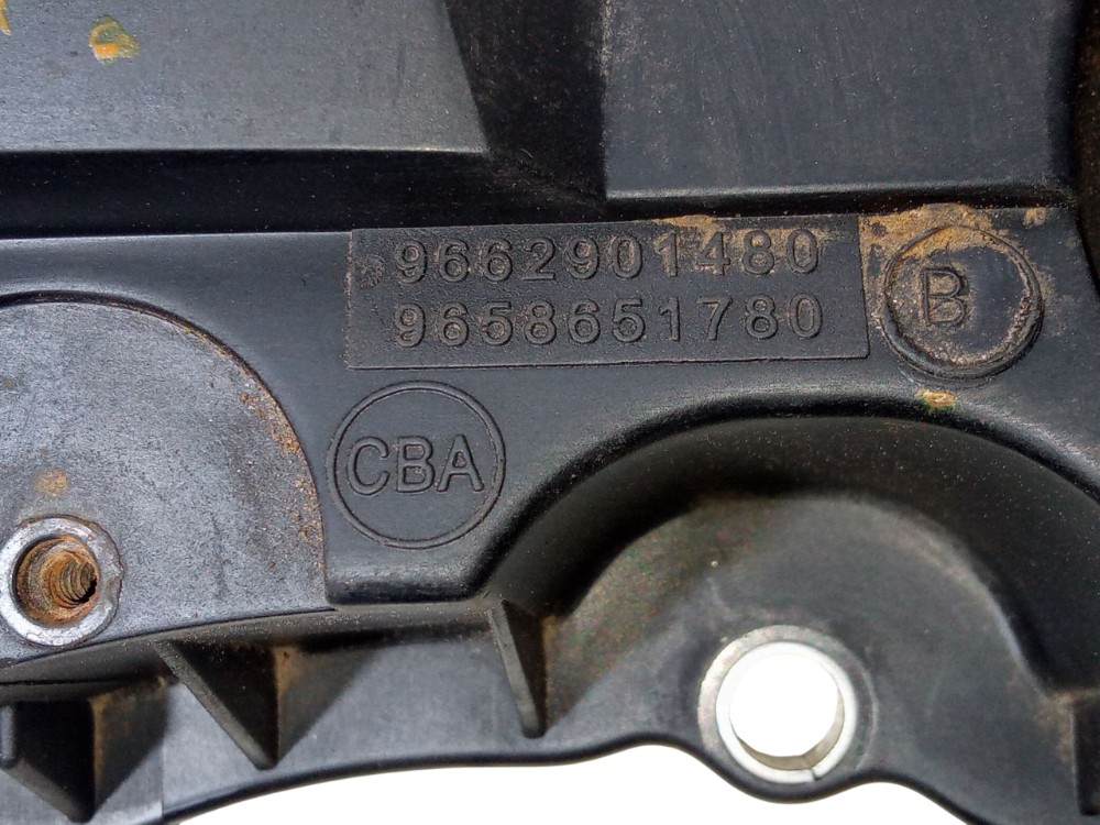 Tampa De Valvulas Lado Direito Peugeot 207 2009 2012 1.6 16v Preto 7