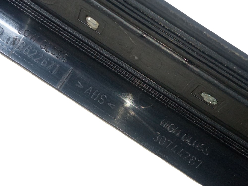 Par Soleira Porta Traseira Volvo S40 2005 2009 Original  Preto 7