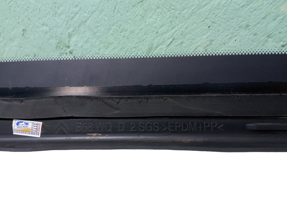 Vidro Fixo Dianteiro Direito Citroen C4 Grand Picasso 2010 9