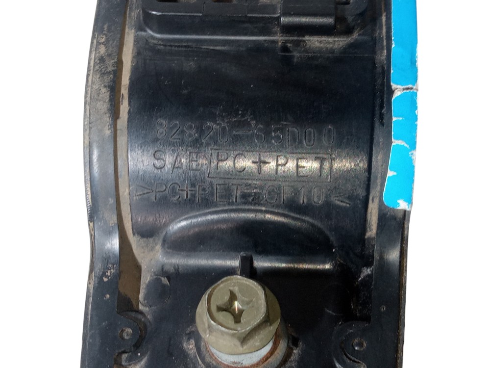Macaneta Externa Traseira Esquerda Gm Tracker 2001 2009 2 0 Preto 5