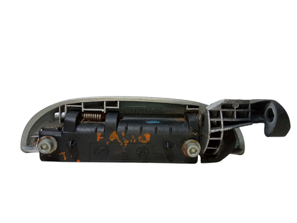 Macaneta Externa Porta Traseira Direita Fiat Palio 2002 2005 Prata Traseira 6
