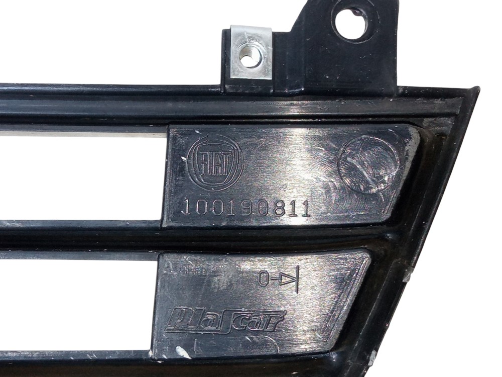 Grade Dianteira Superior Fiat Grand Siena 2012 2016 Original Preto Fosco 6