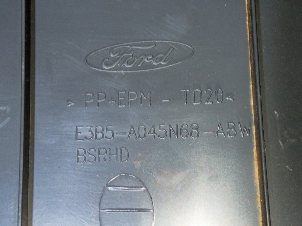Acabamento Inferior Esquerdo Painel Botao Luz Ford Ka 2018 9