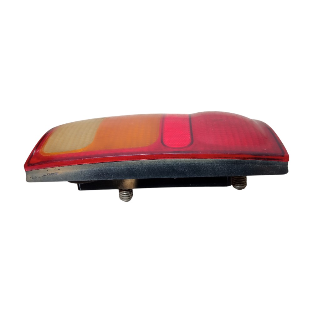 Lanterna Traseira Esquerda Vw Saveiro G2 98 99 2000 Esquerdo/motorista Vermelho 4