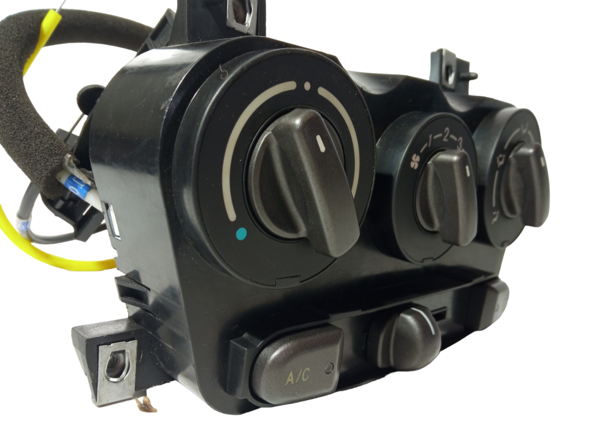 Comando Controle Ar Condicionado Chery Qq 2014 2018 Usado 2