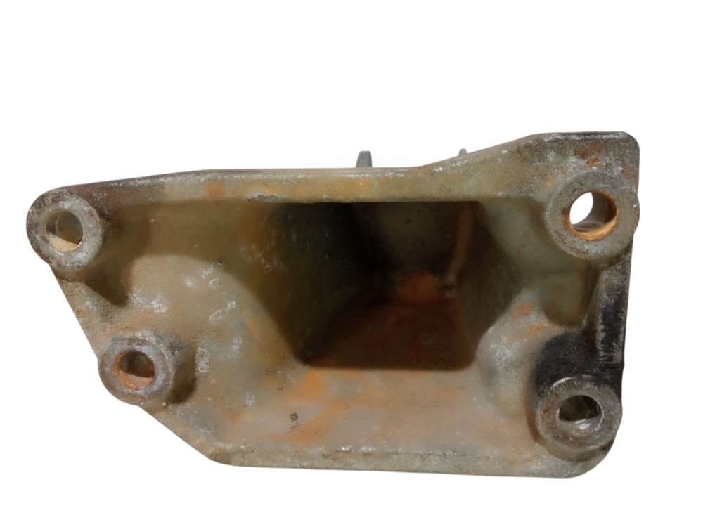 Suporte Coxim Esquerdo Motor Mitsubishi Pajero Io 99 2002 6