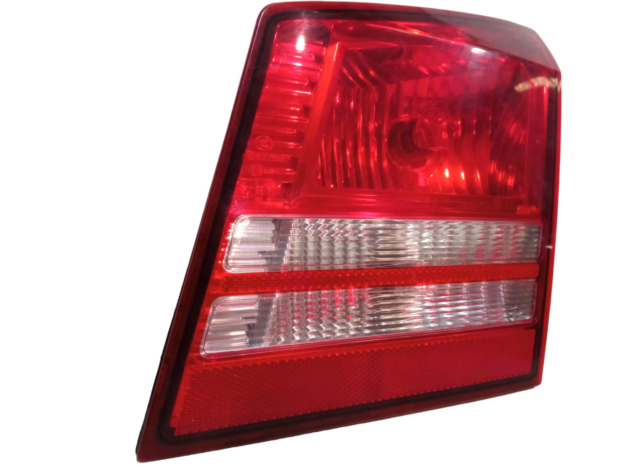 Lanterna Tampa Traseira Lado Direito Dodge Journey 2009 2013 2