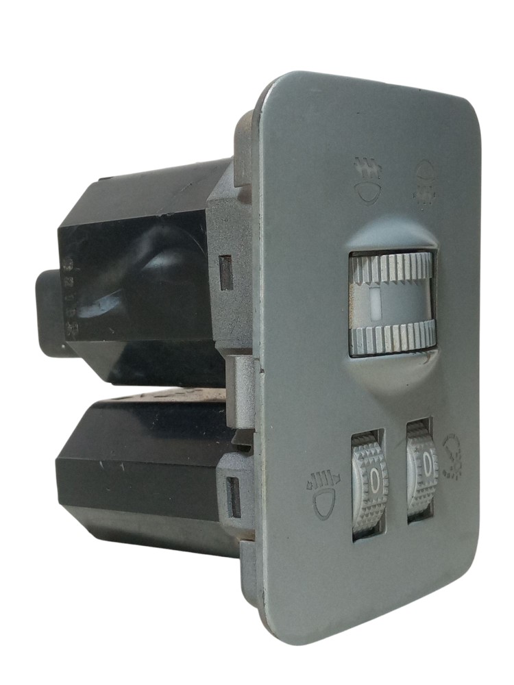 Moldura Botao Regulagem Luz Farol Milha Chery Face 2010 2015 3