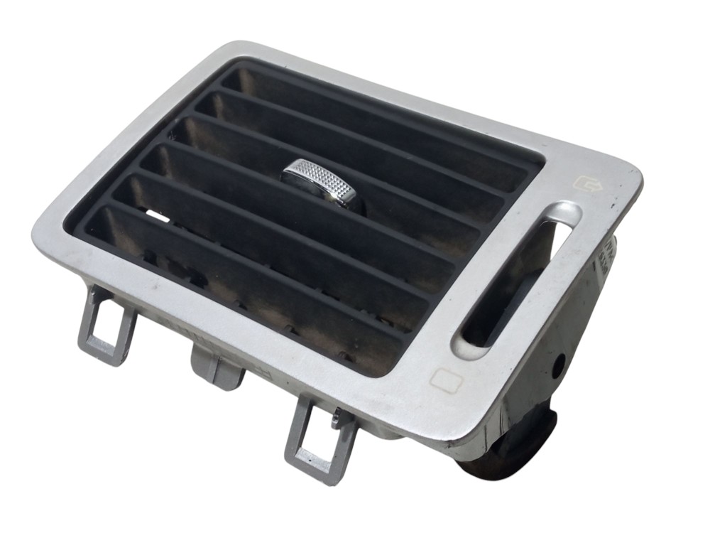 Moldura Difusor De Ar Lateral Direito Peugeot 307 Sw 2007 2