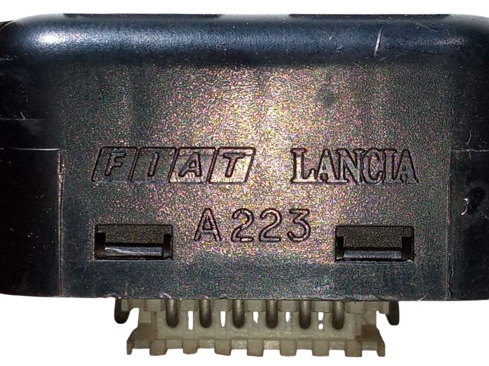 Botao Vidro Eletrico Dianteiro Esquerdo Fiat Tempra 1997 2.0 7