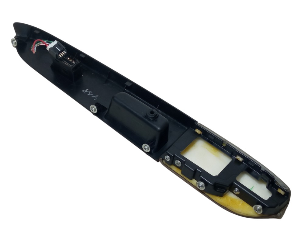 Moldura Botao Vidro Porta Dianteira Direita Suzuki Sx4 2012 4