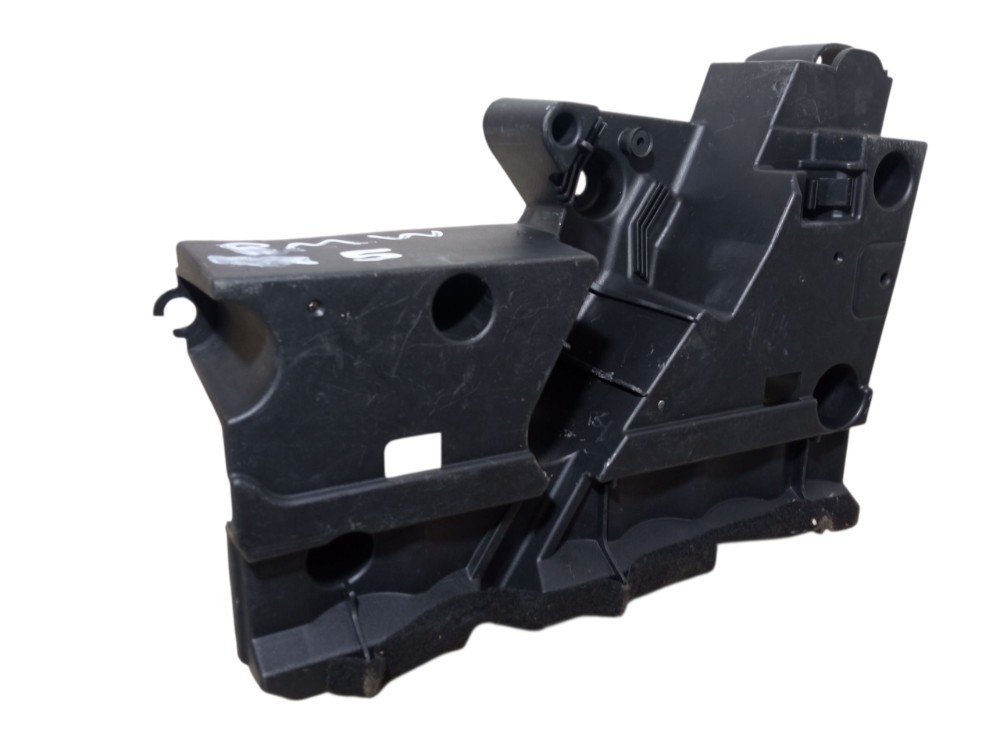 Suporte Plastico Esquerdo Porta Malas Bmw X5 2002 2006 5
