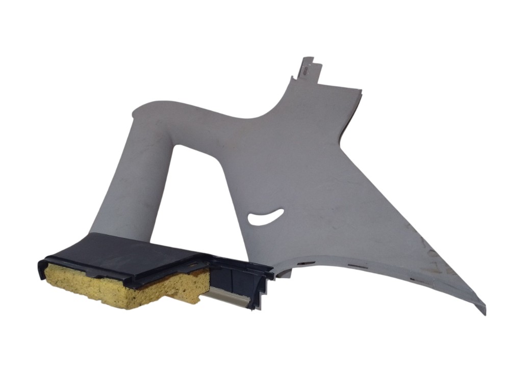Moldura Acabamento Coluna Traseira Direita Audi A3 2000 2005 5