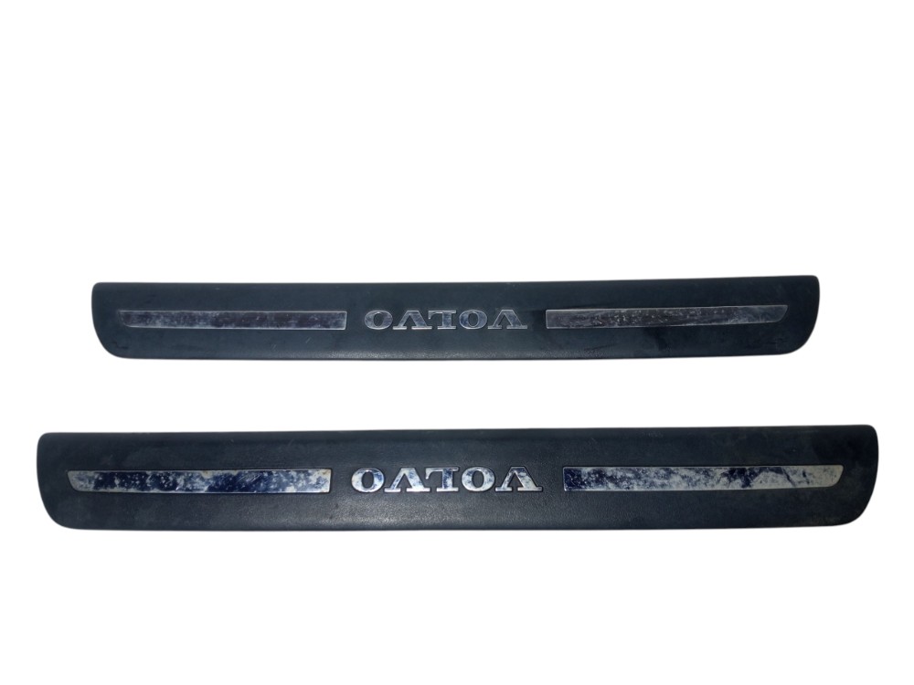 Par Soleira Porta Traseira Volvo S40 2005 2009 Original  Preto 4