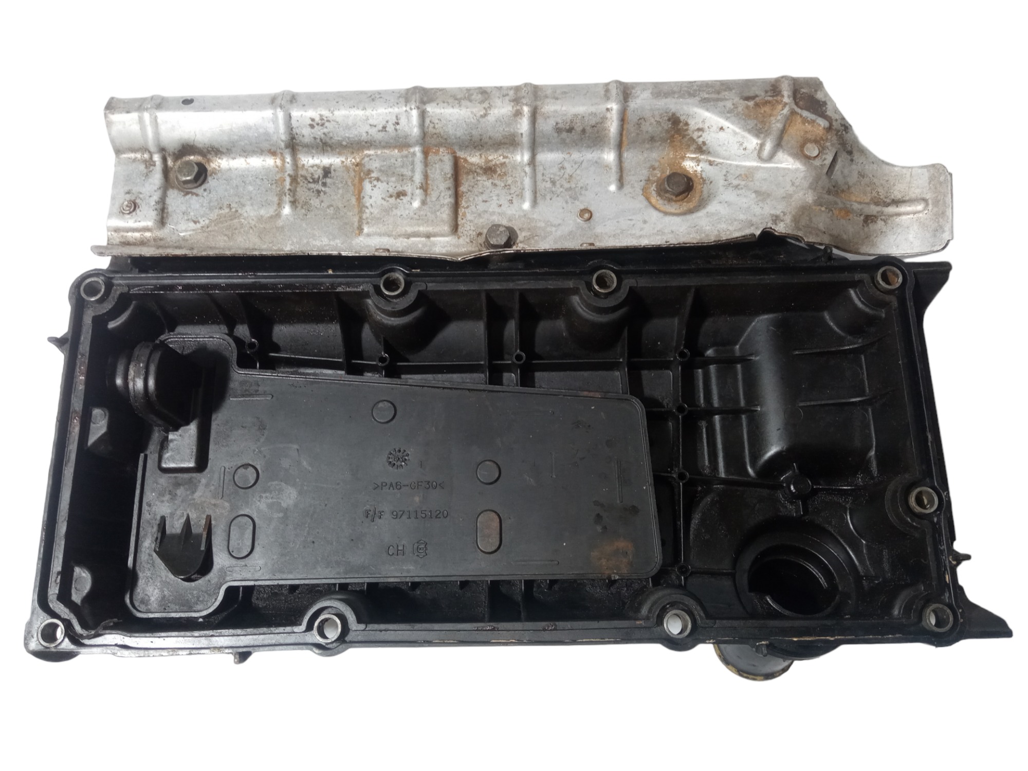 Tampa De Valvula Renault Clio 2001 2002 2003 Defletor Usado 4
