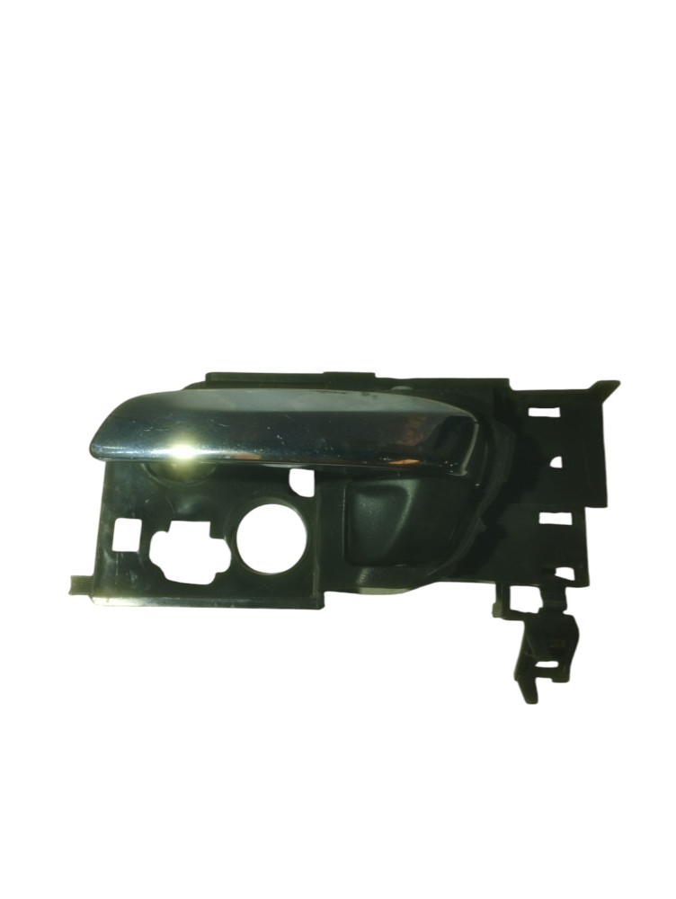 Macaneta Interna Dianteira Esquerda Honda Hrv 2016 2017 Cromada Dianteira 2