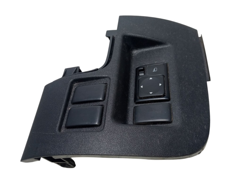 Moldura Botao Comando Retrovisor Eletrico Nissan March 2016 3