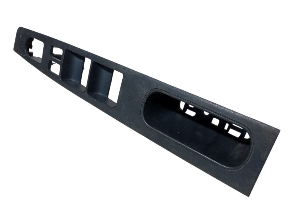 Moldura Botao Vidro Dianteiro Esquerdo Nissan Sentra 2010 2