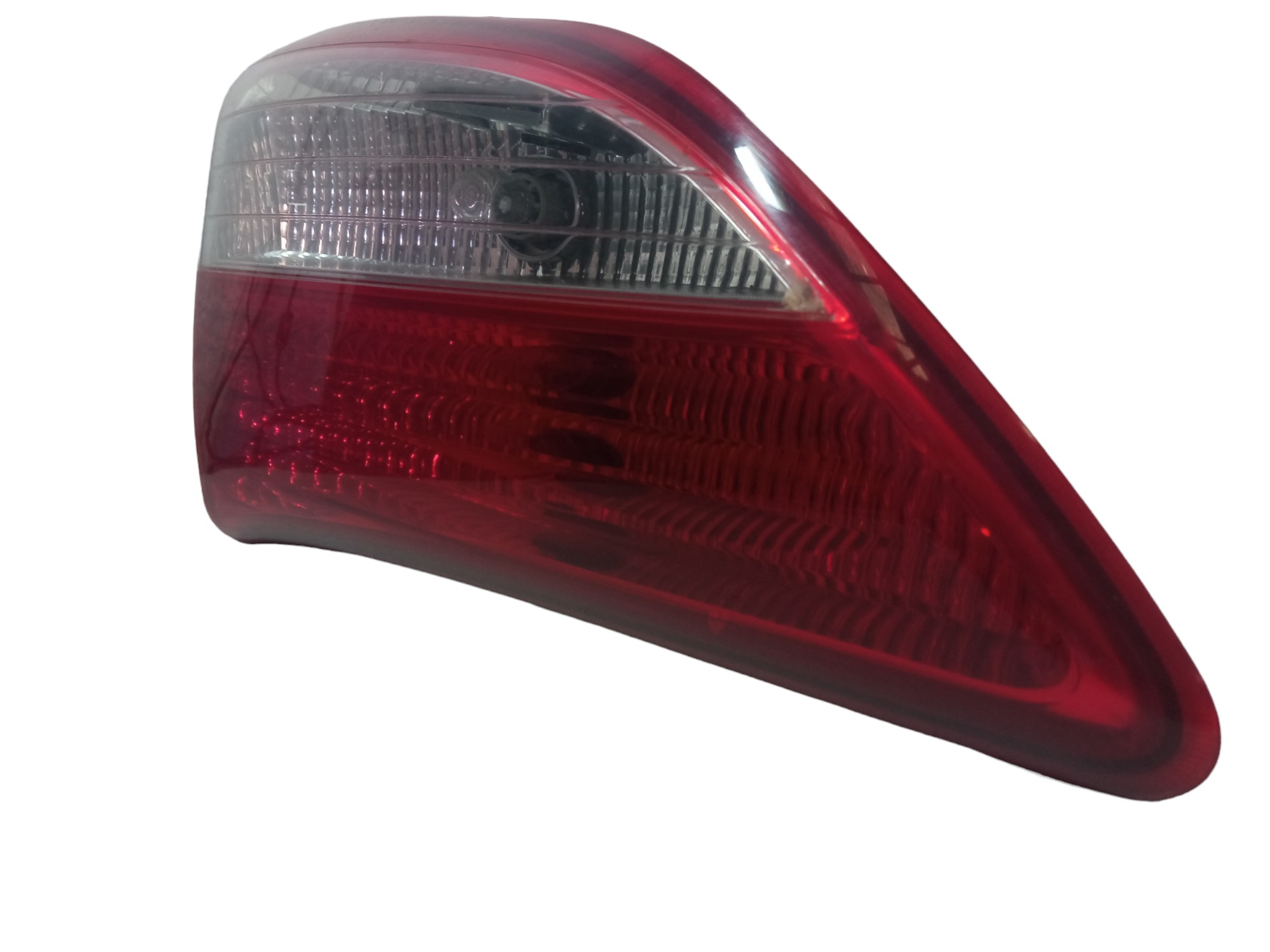 Lanterna Tampa Traseira Lado Esquerdo Hyundai Hb20 2013 2016 Esquerdo 2