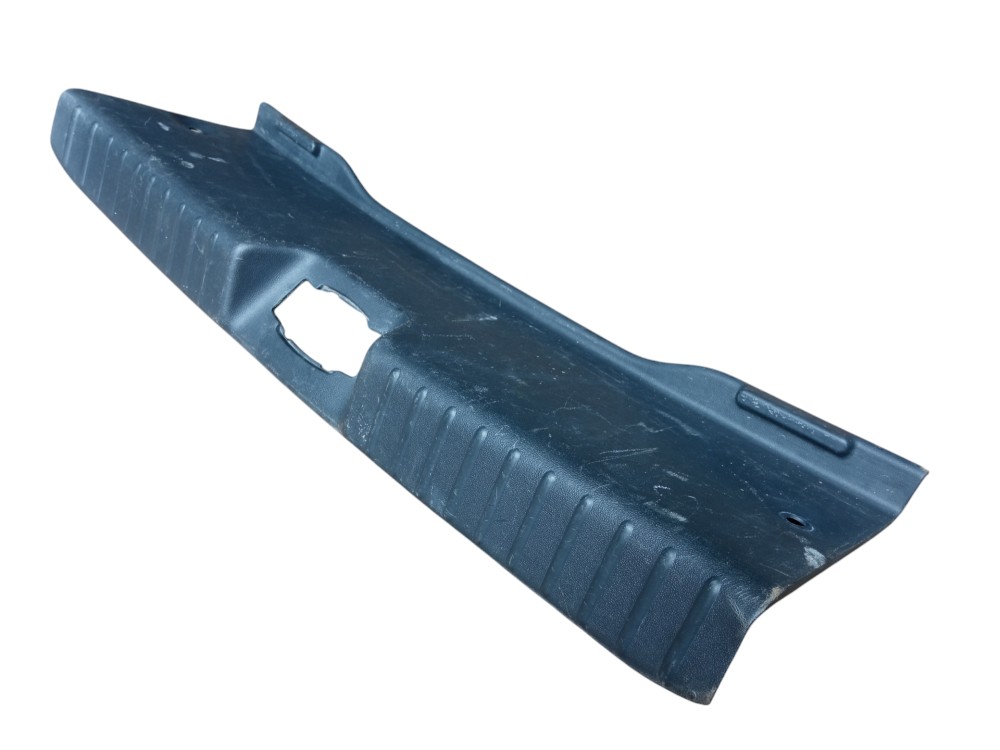 Acabamento Batente Soleira Porta Malas Hyundai I30 2009 2012 Preto 3