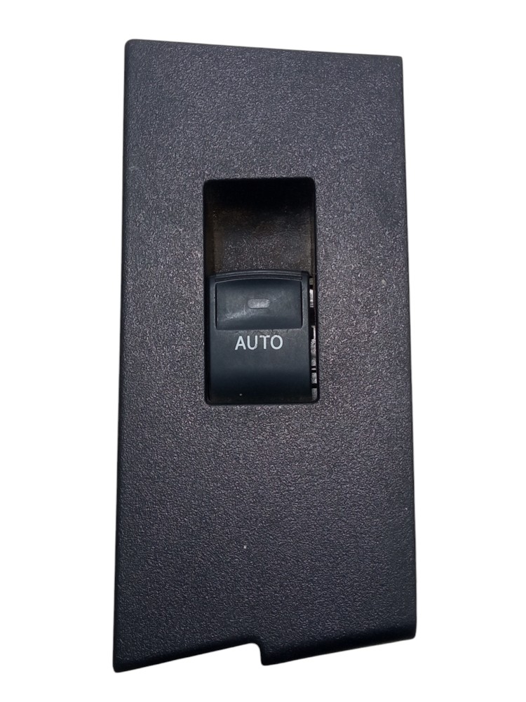 Moldura Botao Vidro Traseiro Direito Corolla 2015 2018 2