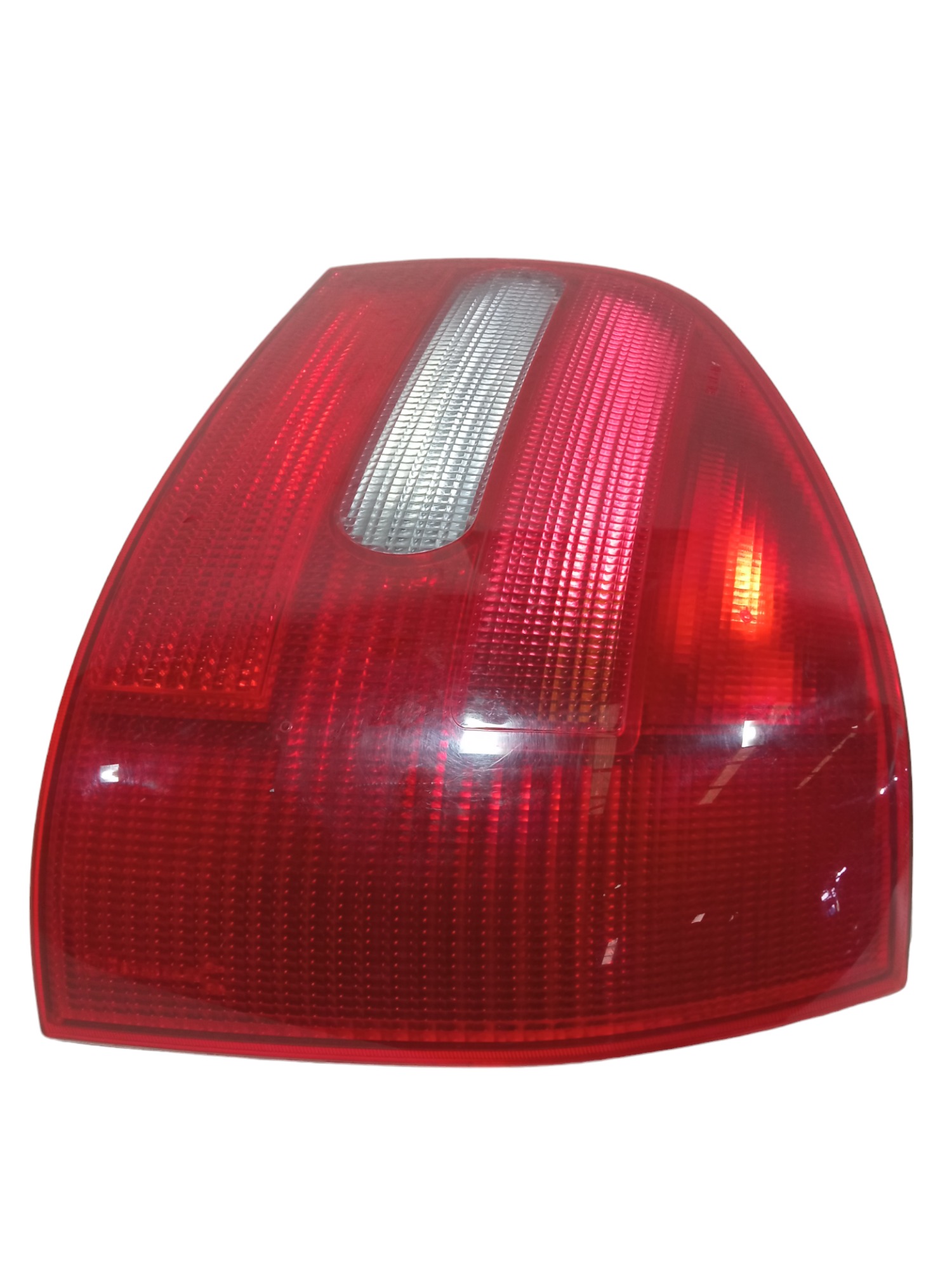 Lanterna Traseira Direita Audi A3 97 A 2002 Original Usada  Direito Vermelho 2