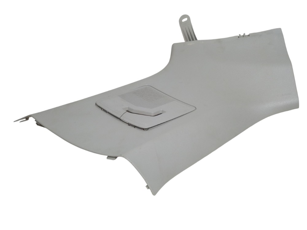 Moldura Coluna Traseira Esquerda Volvo Xc90 2004 2005 3.0 3