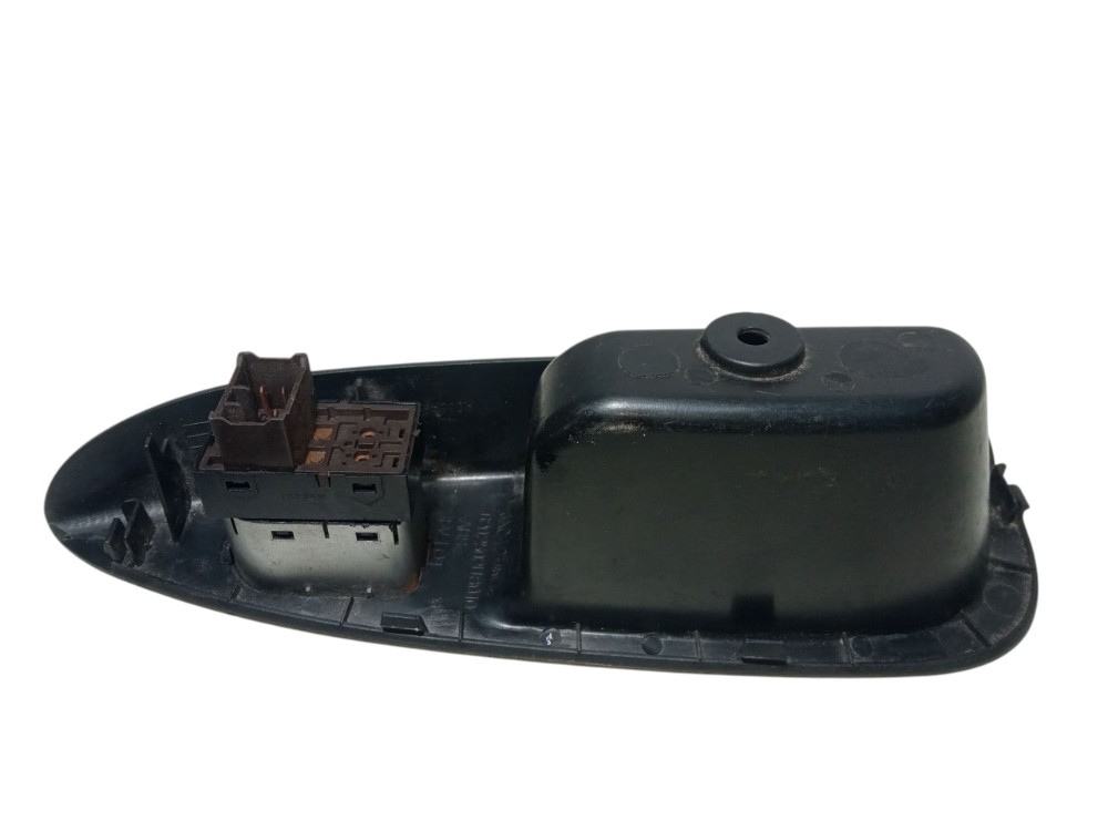 Moldura Botao Vidro Eletrico Traseiro Direito Jac J3 2012 6