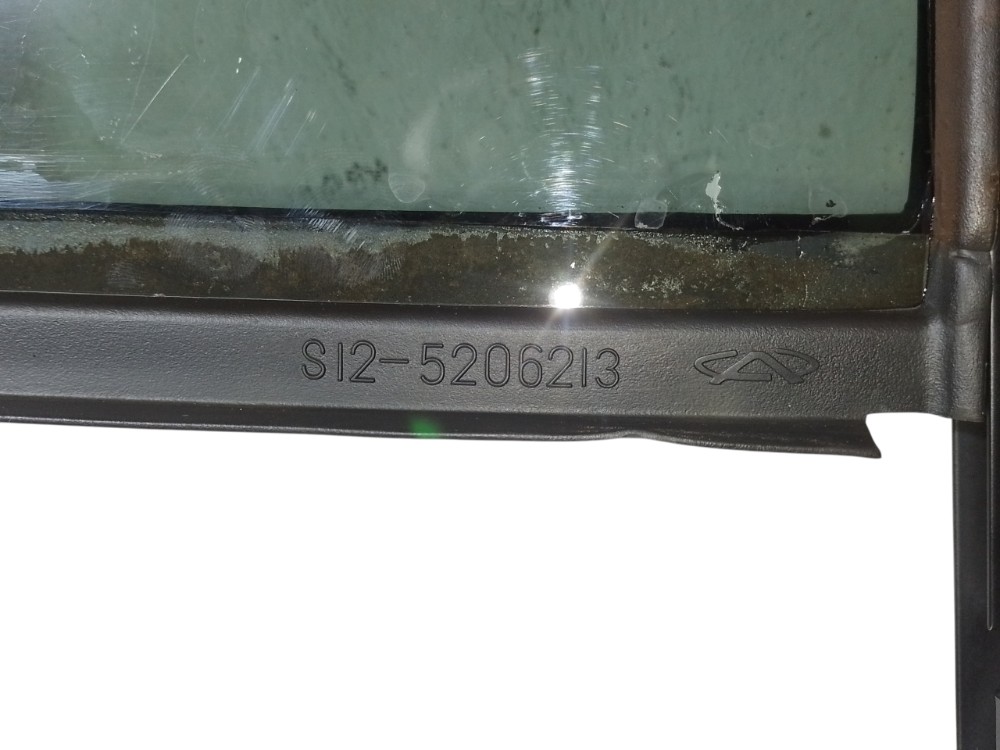 Vidro Fixo Porta Traseira Esquerda Chery Face 2010 2013 1.3 8