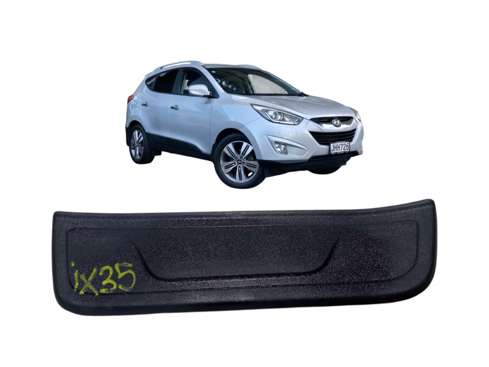 Acabamento Soleira Traseira Direita Hyundai Ix35 2012 2016  Preto 1