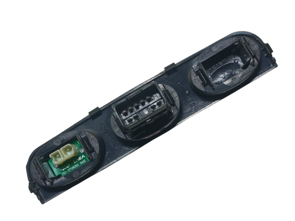 Moldura Botao Security Pisca Alerta Chery Qq 2011 2014 1 1  Preto 4