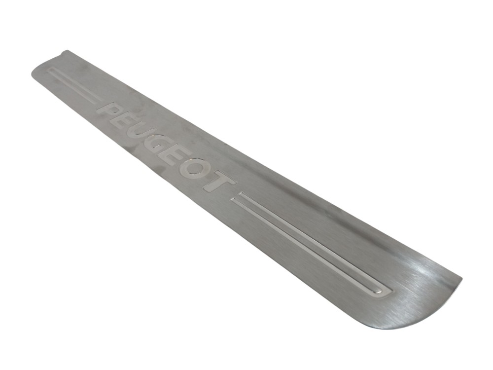 Soleira Externa Porta Dianteira Esquerda Peugeot 307 2002 12 Prata 2