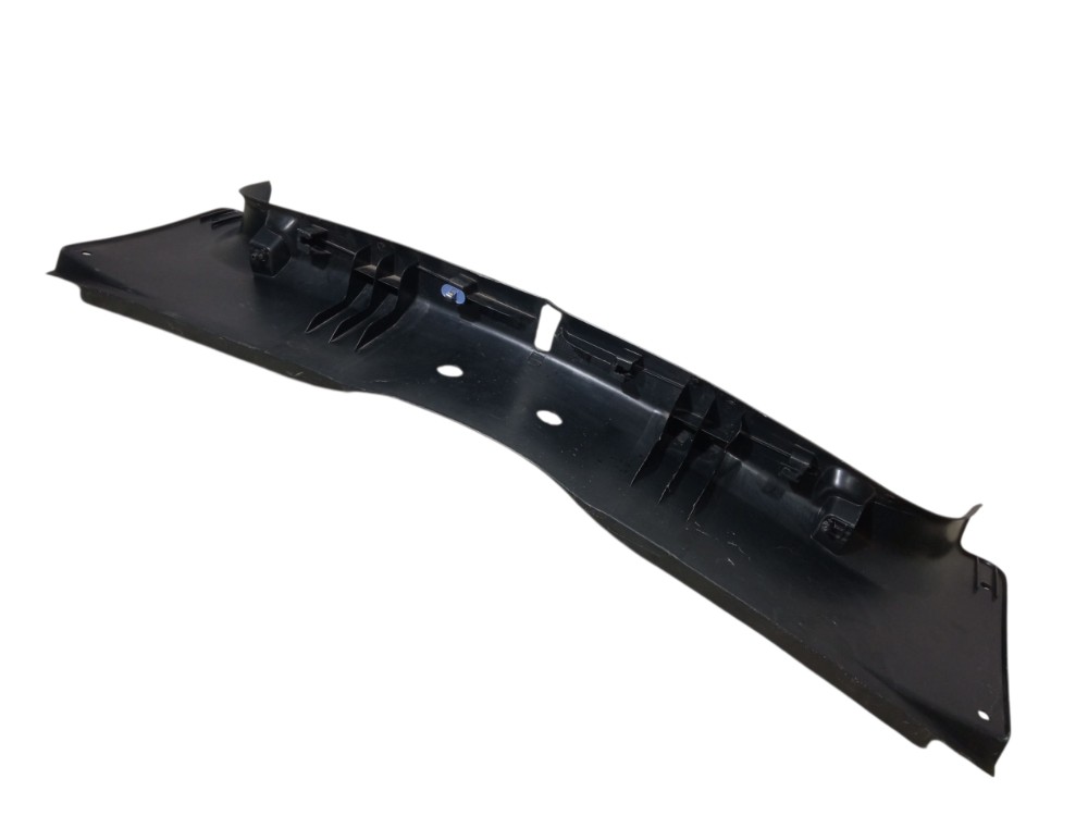 Moldura Acabamento Soleira Porta Malas Gm Omega 2008 3.6 V6 Preto 8