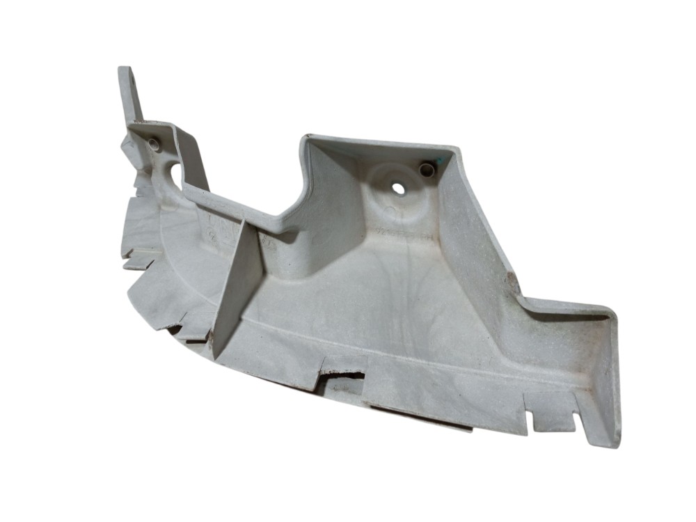 Guia Parachoque Traseiro Direito Gm Omega 2008 3.6 V6 2