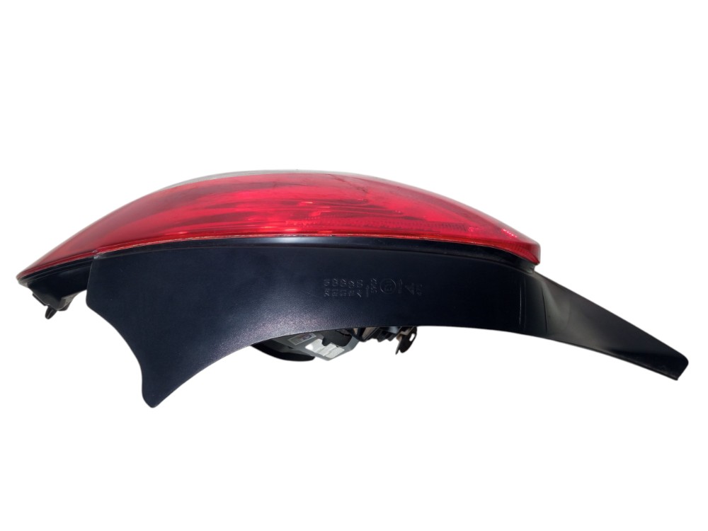 Lanterna Traseira Direita Peugeot 208 2013 2014 2015 2016  Direito/passageiro Vermelho 4
