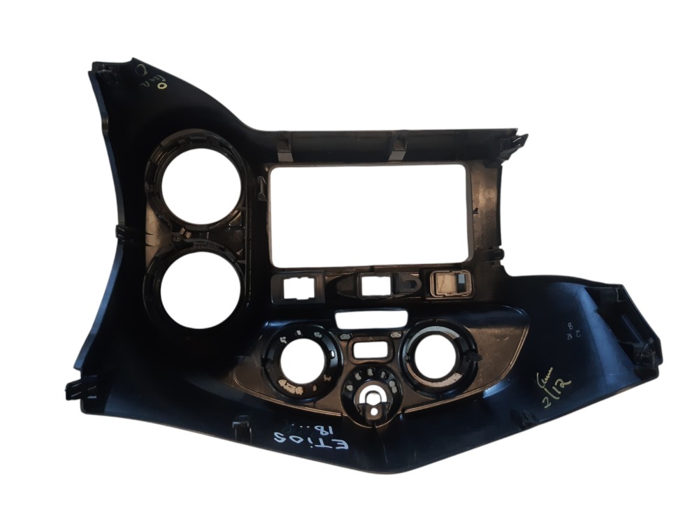 Acabamento Moldura Painel Central Painel Toyota Etios 2015 2