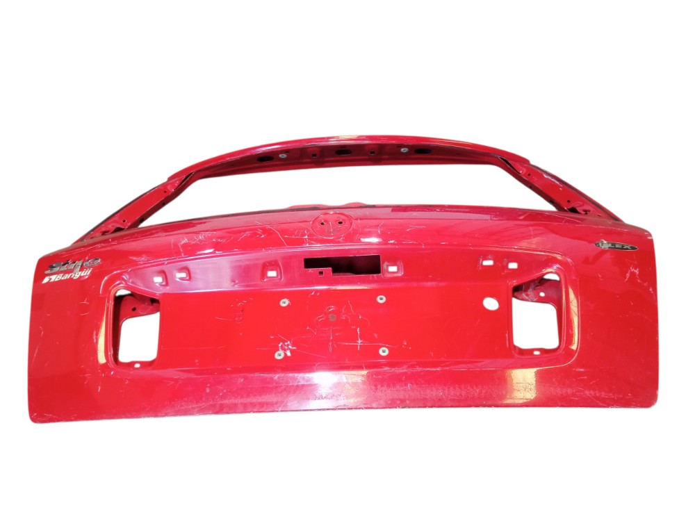 Tampa Traseira Porta Malas Fiat Stilo 2004 2010 Vermelho 4