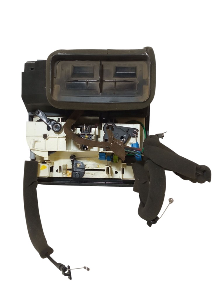 Moldura Difusor Comando Ar Botao Pisca Gm Classic 2004 2012 4