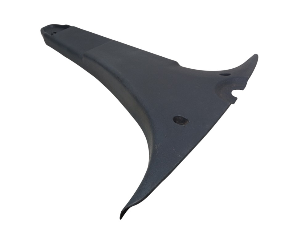 Moldura Inferior Coluna Direita Renault Sandero 2008 2012 2