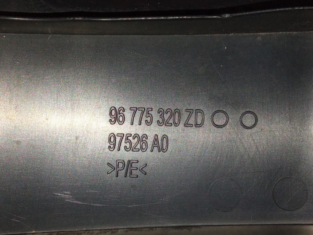 Moldura Acabamento Soleira Porta Malas Citroen C3 2013 2019  Preto 6